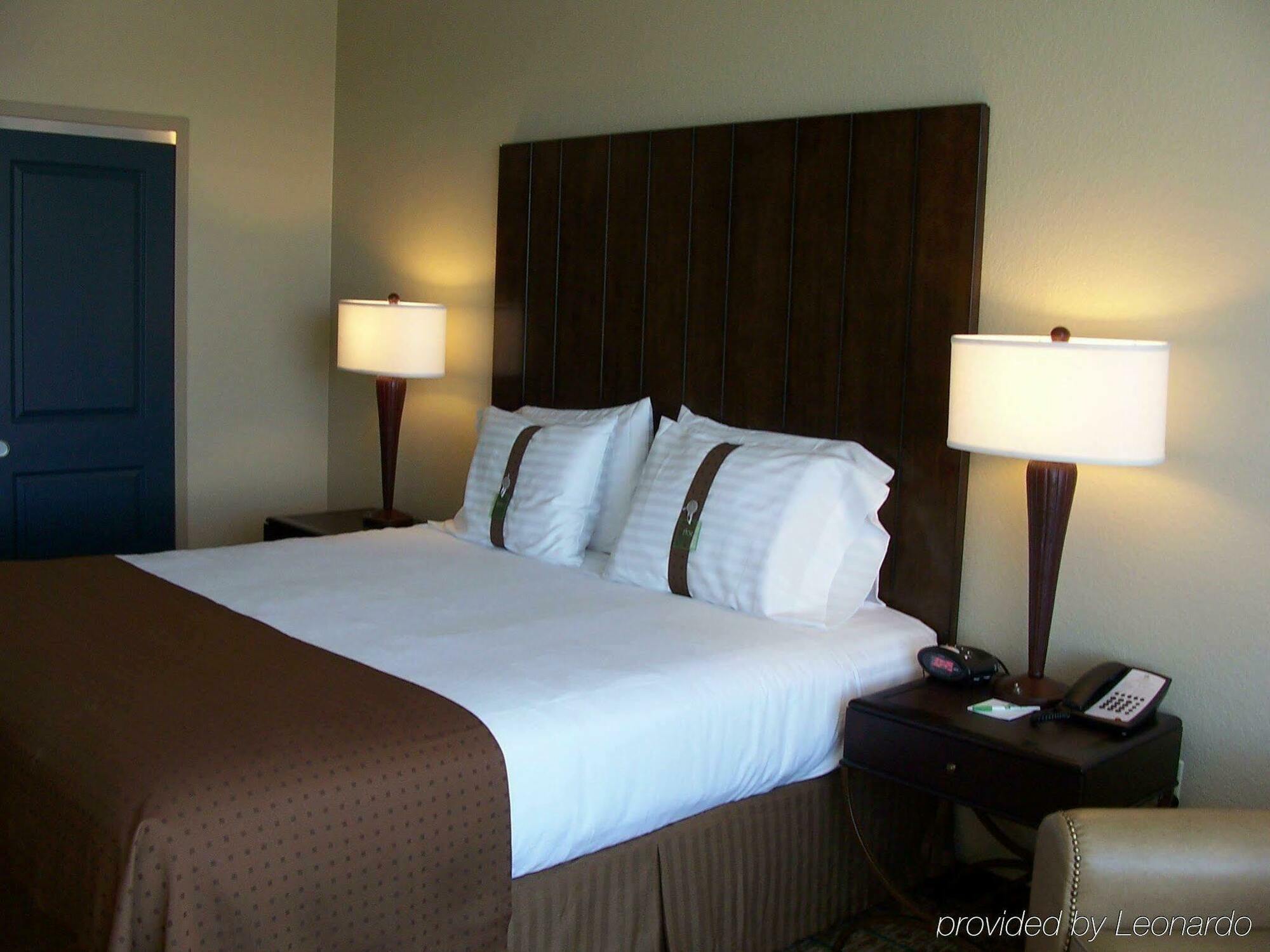 Holiday Inn San Antonio Northwest- Seaworld Area By Ihg Экстерьер фото